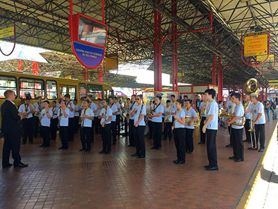 Banda Municipal se apresenta no Terminal da Fonte em comemoração ao dia do Trabalhador