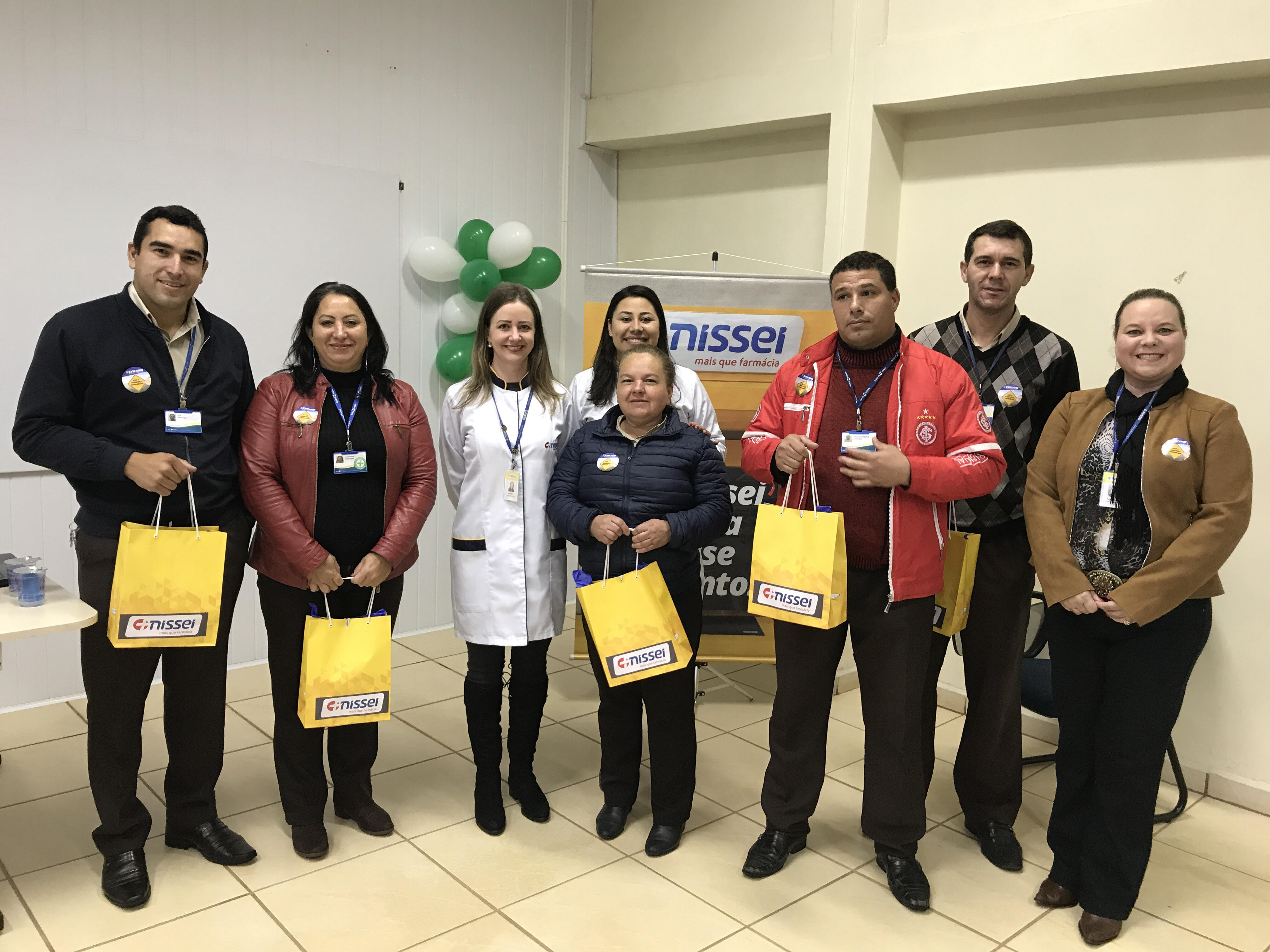 Palestra sobre auto medicação na Sipat da Pérola